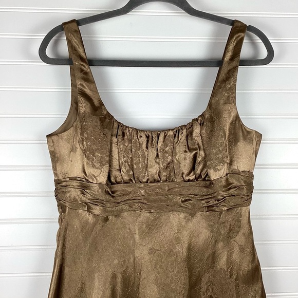 Evan Piccone Gold Metallic Cocktail Dress size Medium - Picture 2 of 9